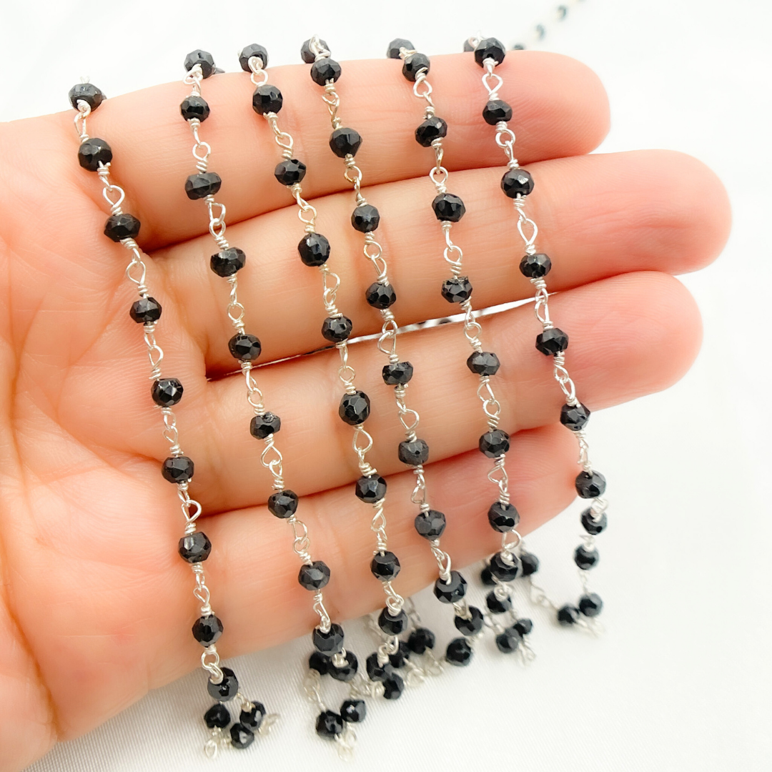 BSP55. Black Spinel Sterling Silver Wire Chain