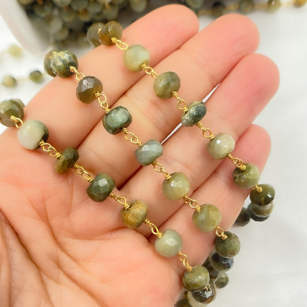 Cats Eye Gold Plated Wire Chain. CAT7
