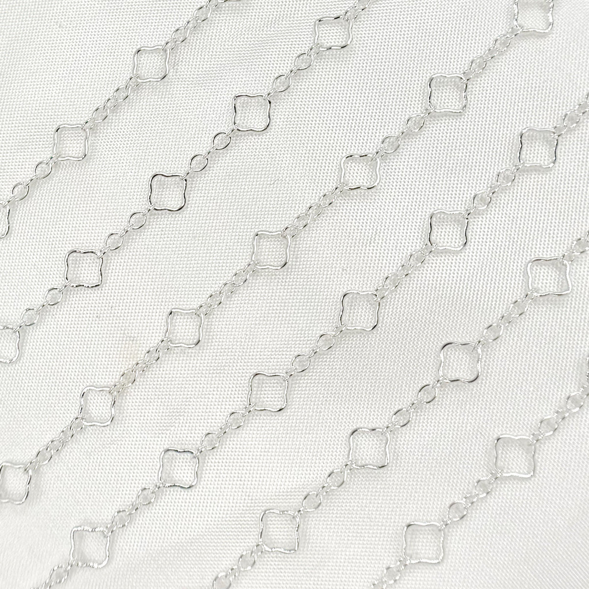 V251SS. Sterling Silver Clover Link Chain