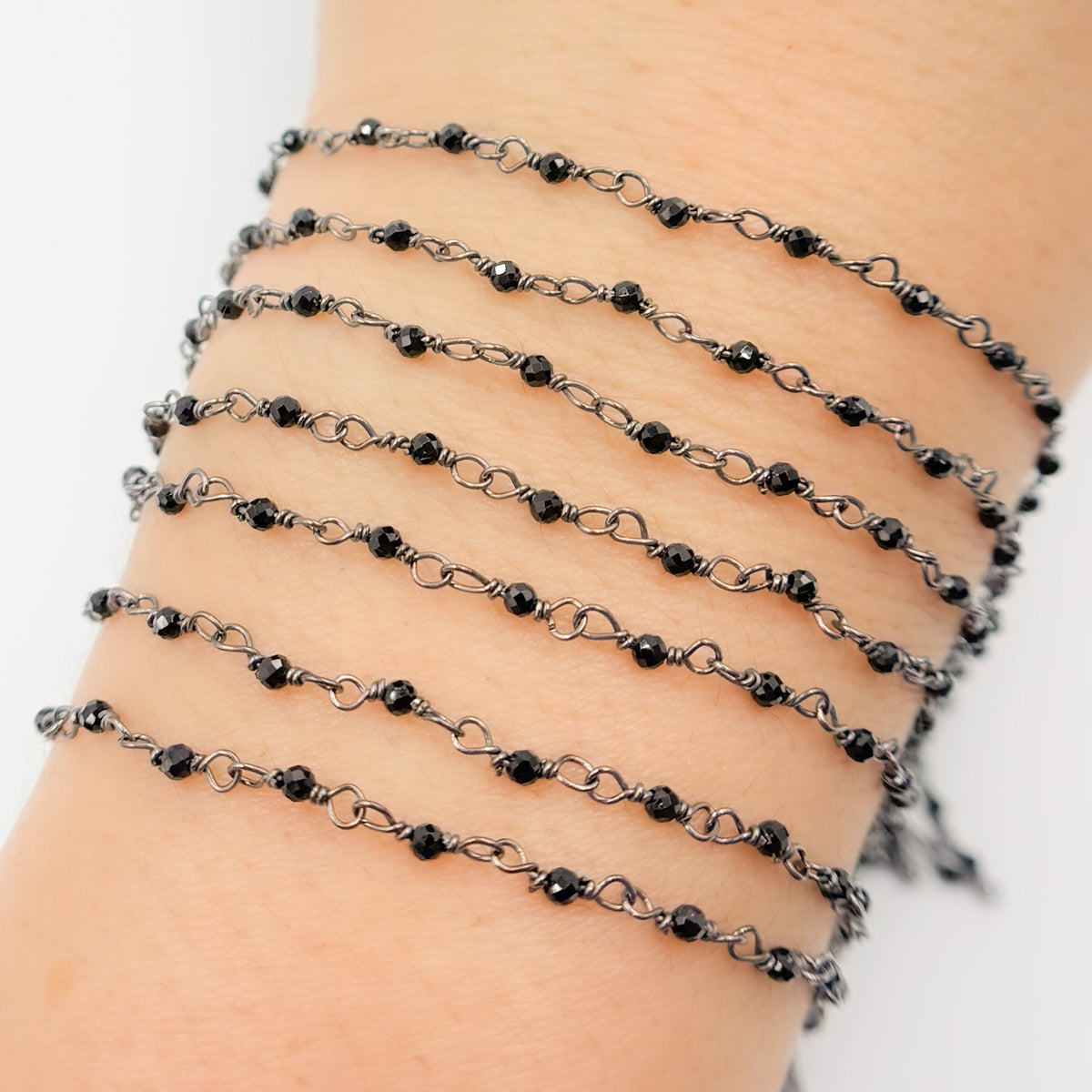 BSP24. Black Spinel Oxidized Wire Wrap Chain