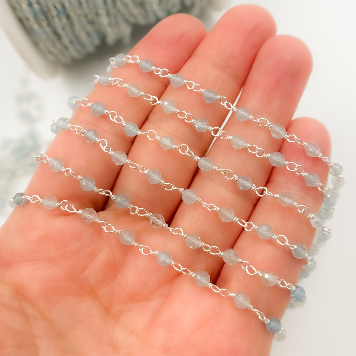 AQU29. Shaded Milky Aquamarine Sterling Silver Wire Chain