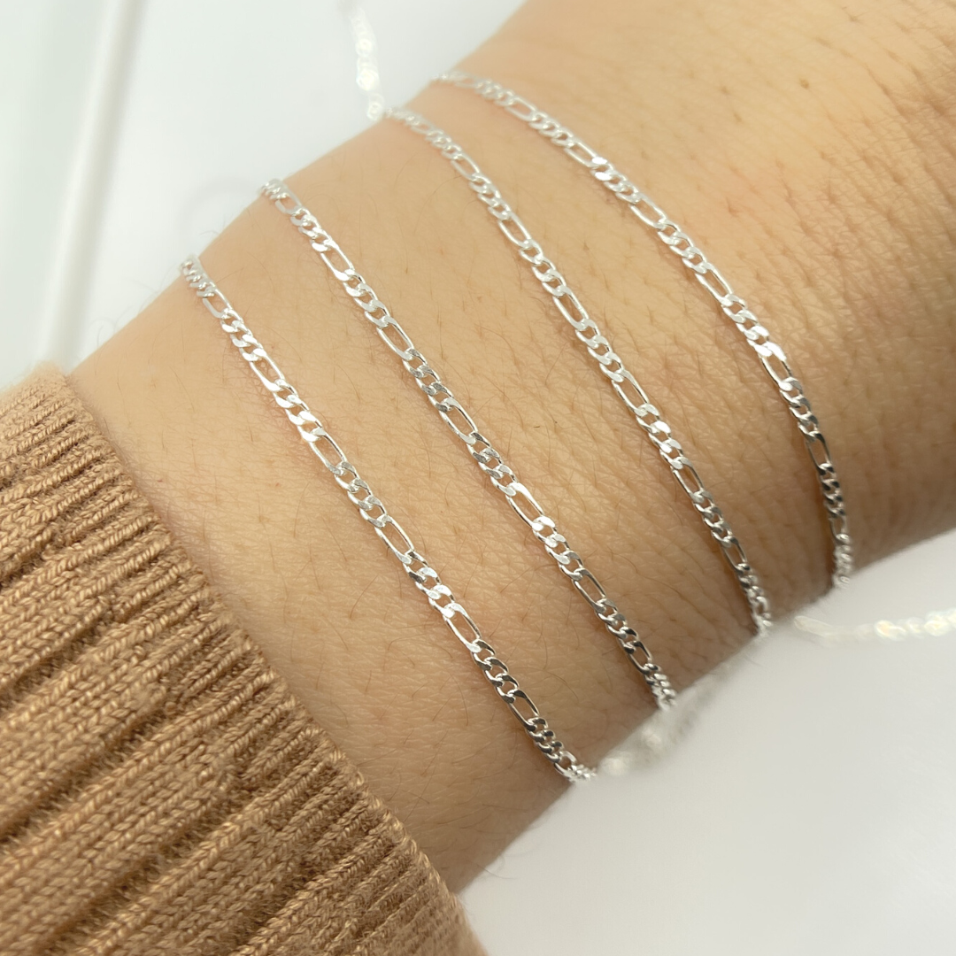 Y109SS. Sterling Silver Flat Figaro Link Chain.